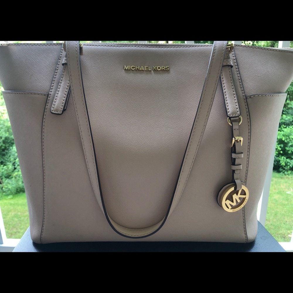 Michael Kors Jet Set Saffiano Leather Tote